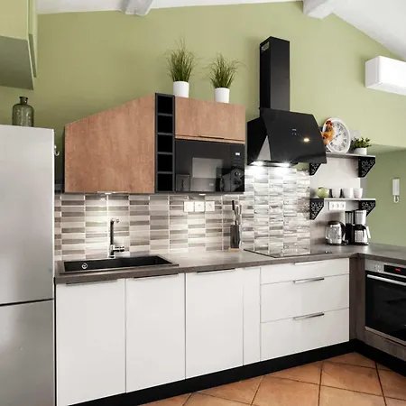 Le Tranquille Characterful Carcassonne